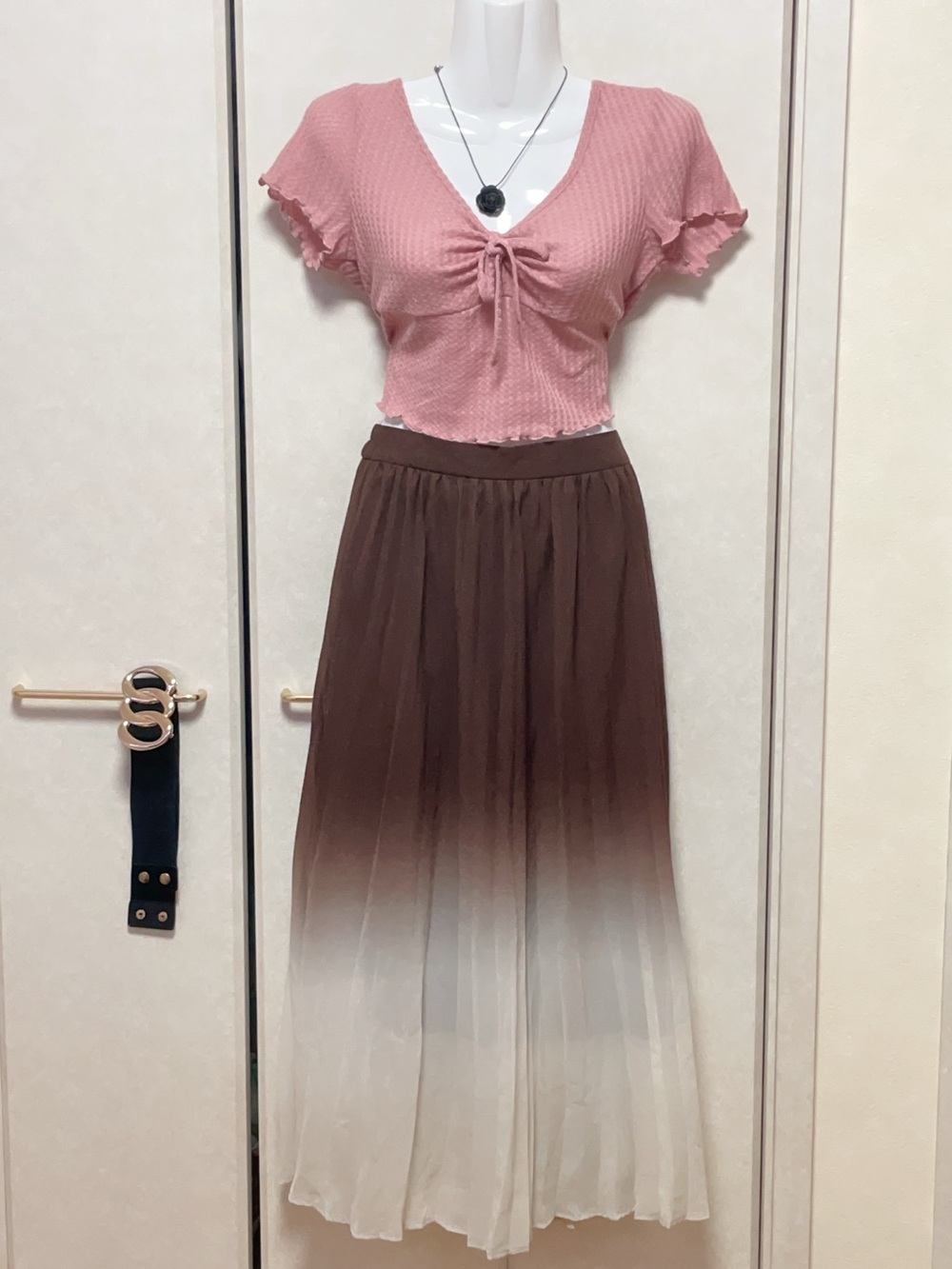 Pleated Ombre Maxi Skirt in Brown to Cream and pink top set